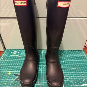 Hunter Black womens tall rain boots size 7